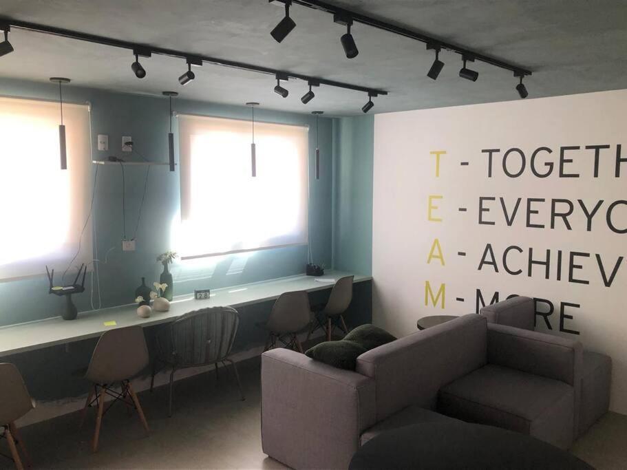 06 - Apto Liberdade Se 500'metro Apartamento