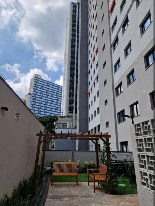 06 - Apto Liberdade Se 500'metro Apartamento São Paulo
